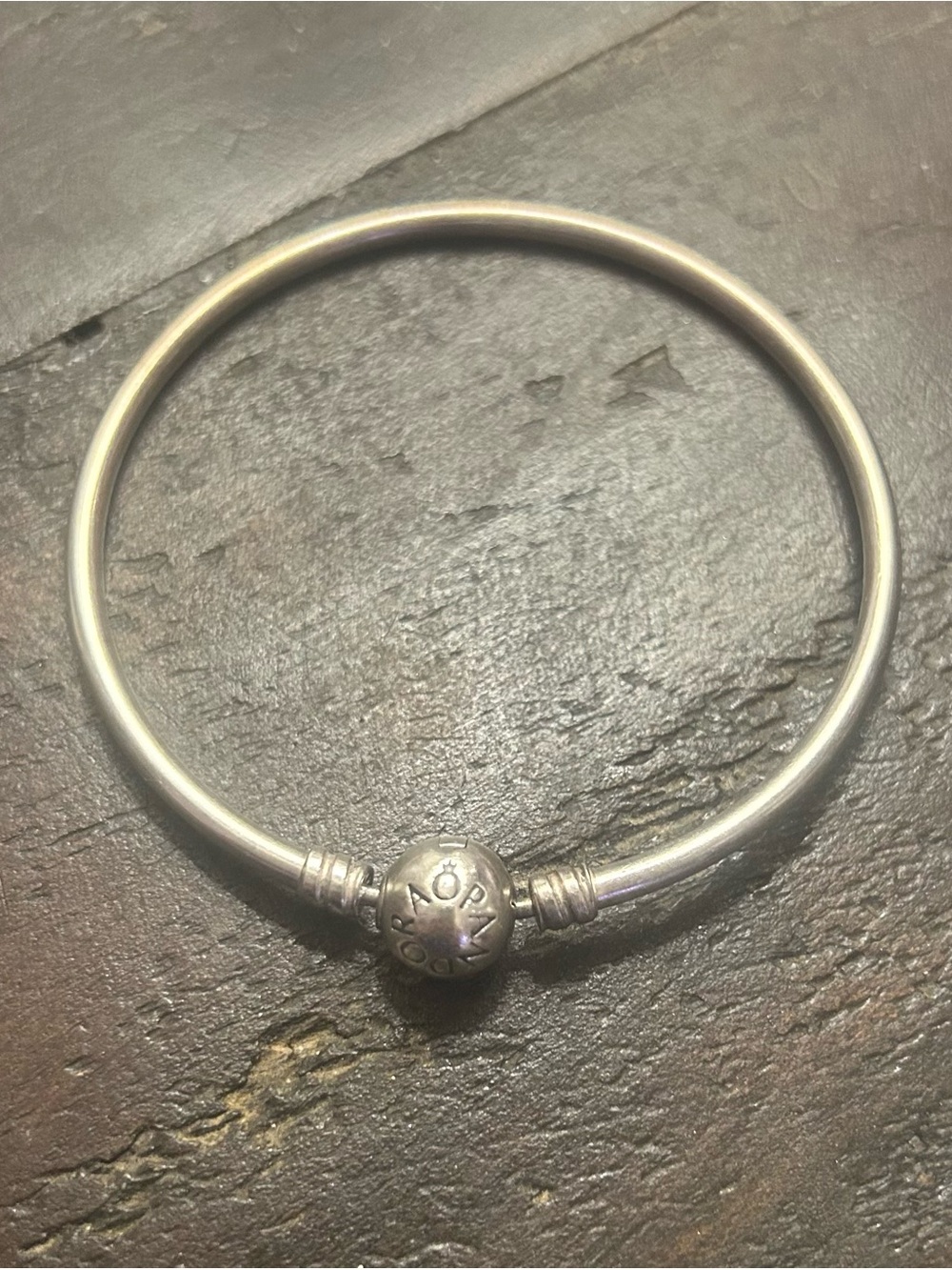 Authentic Pandora MOMENTS Bangle
